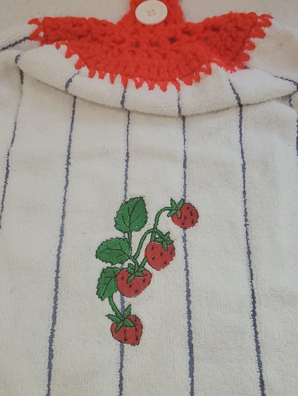 Vintage Strawberry Hand Towel